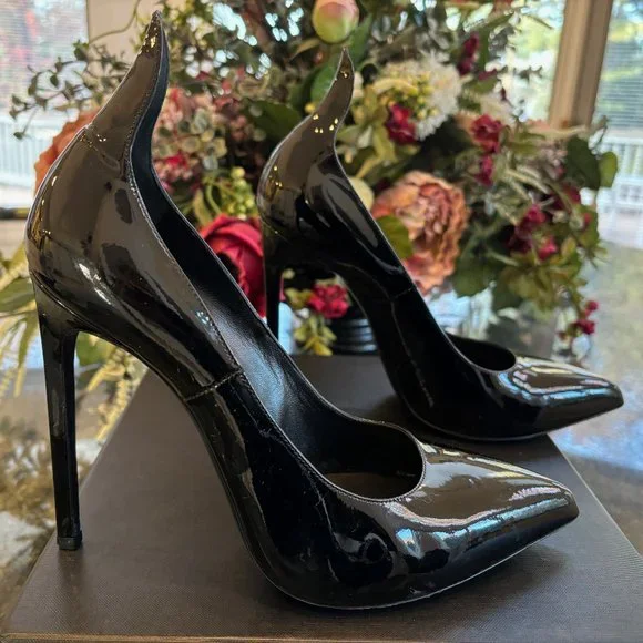 YSL Black Patent Thorn 5"+ High Heels, Euro 39 - Picture 5 of 11